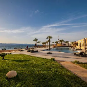 Hotel Luxotel & Only 15 Years, Aqaba