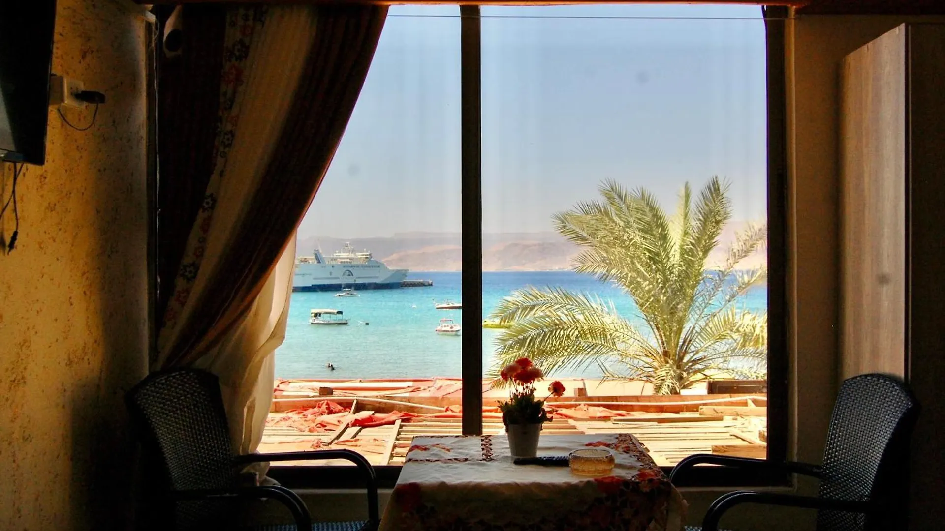 Al-Amer Beach Hotel Άκαμπα
