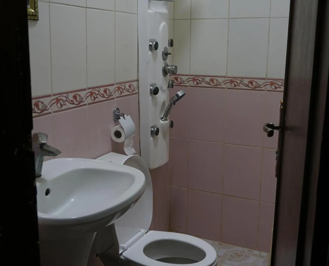Al-Amer Beach Hotel Aqaba Hostel